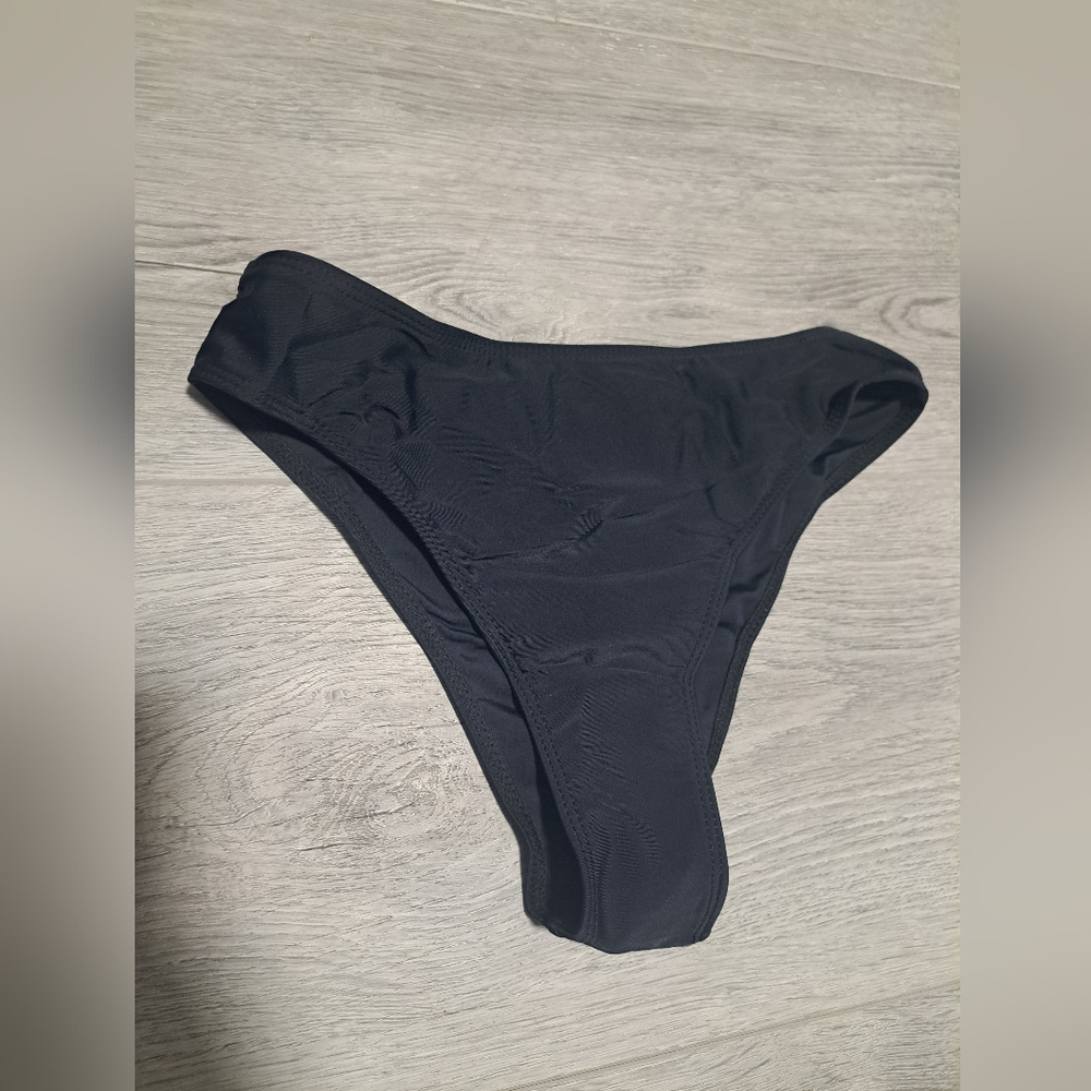 Nwt Black swim bottoms